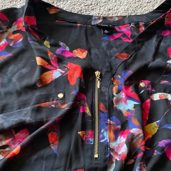 Torrid Harper Georgette Zip Front 3/4 Sleeve Flower Print Blouse SIZE 6 - Picture 4 of 7